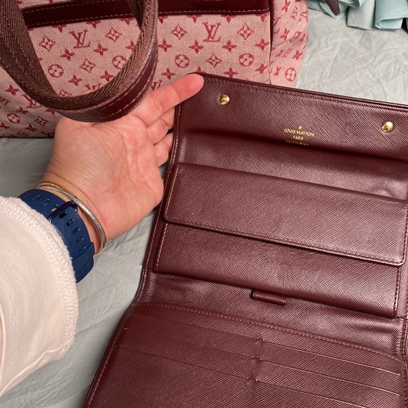 Louis Vuitton purse and wallet - Picture 14 of 15